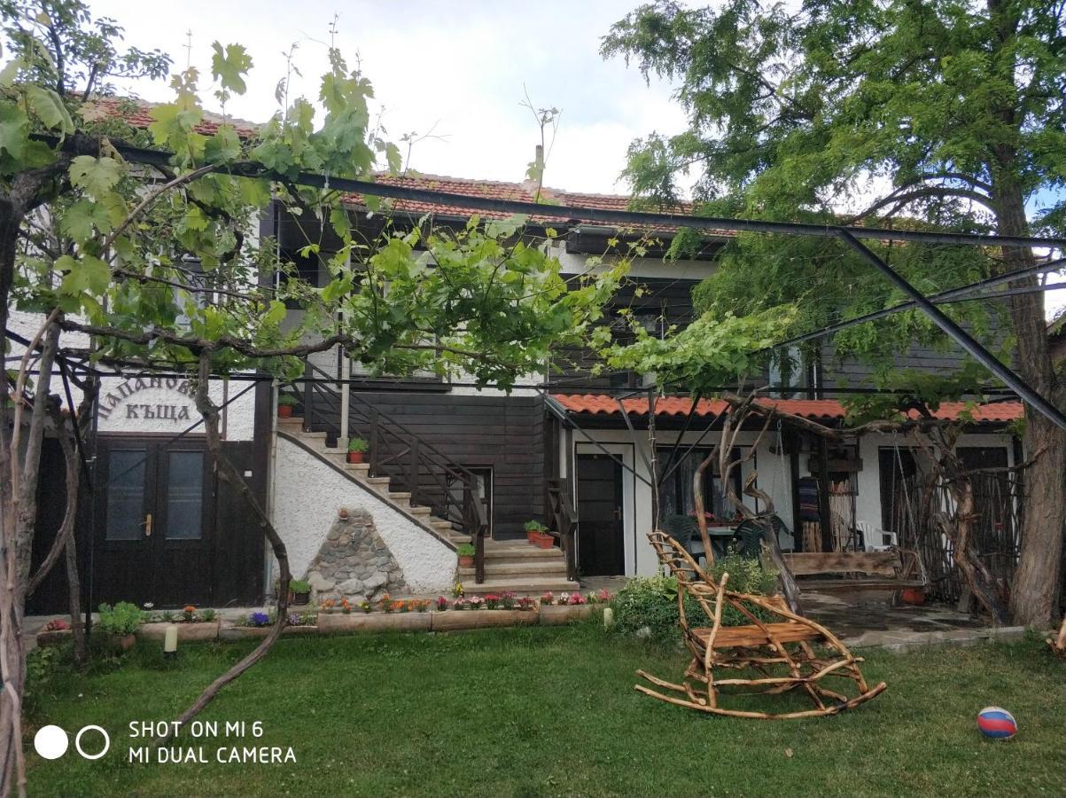 папановата къща Enina